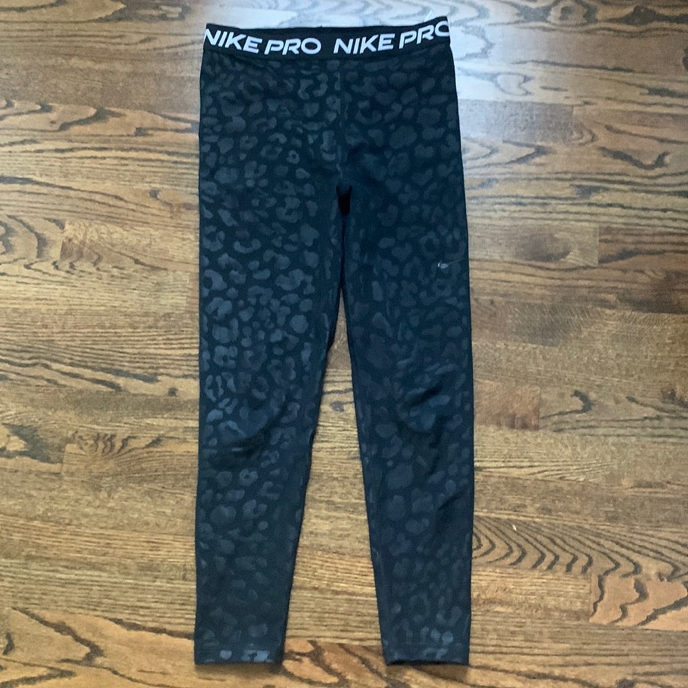 NikePro Black Leopard Print Leggings